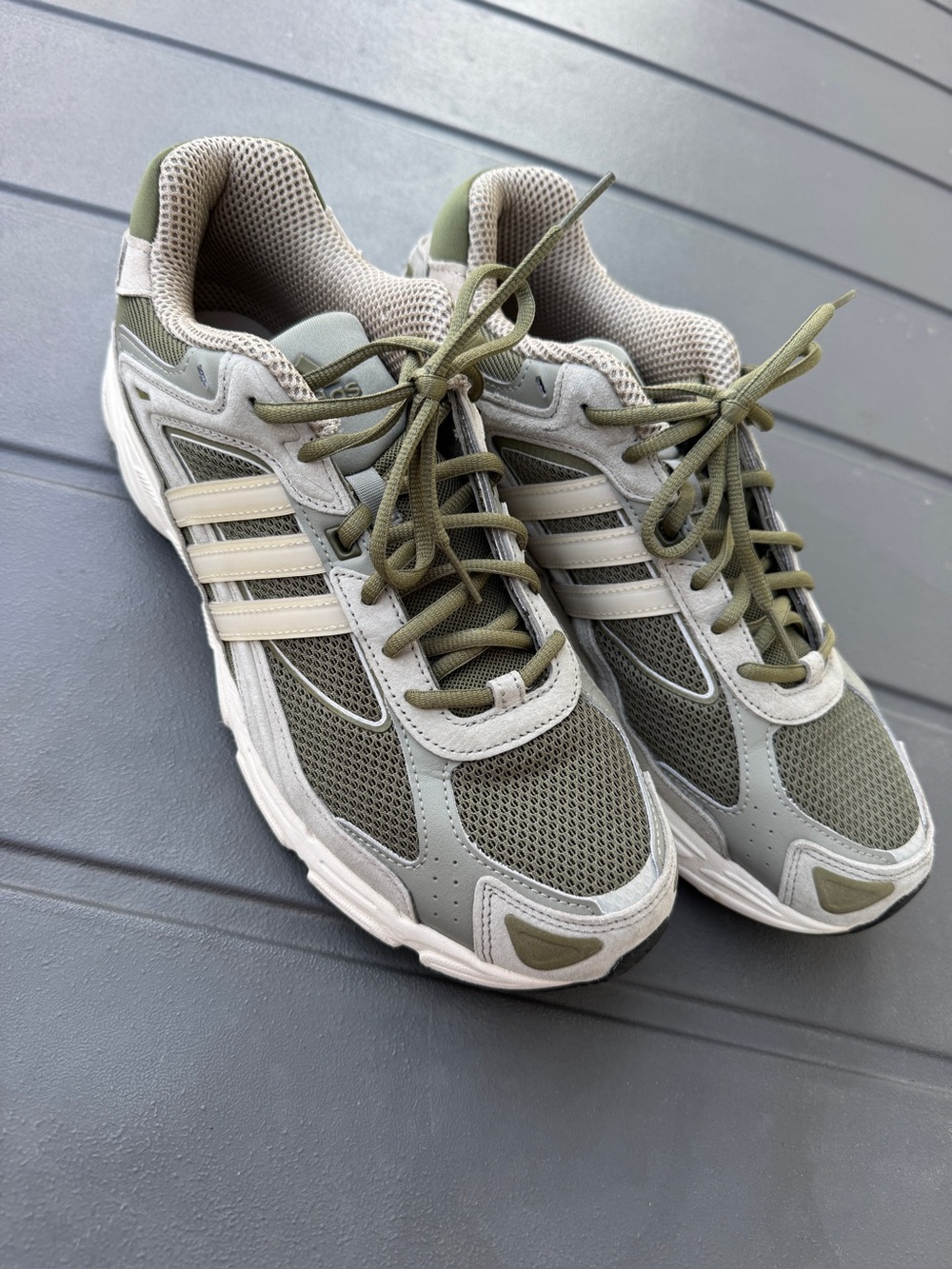 adidas Men's Size 12 Originals Response CL Silver Pebble Focus Olive Green